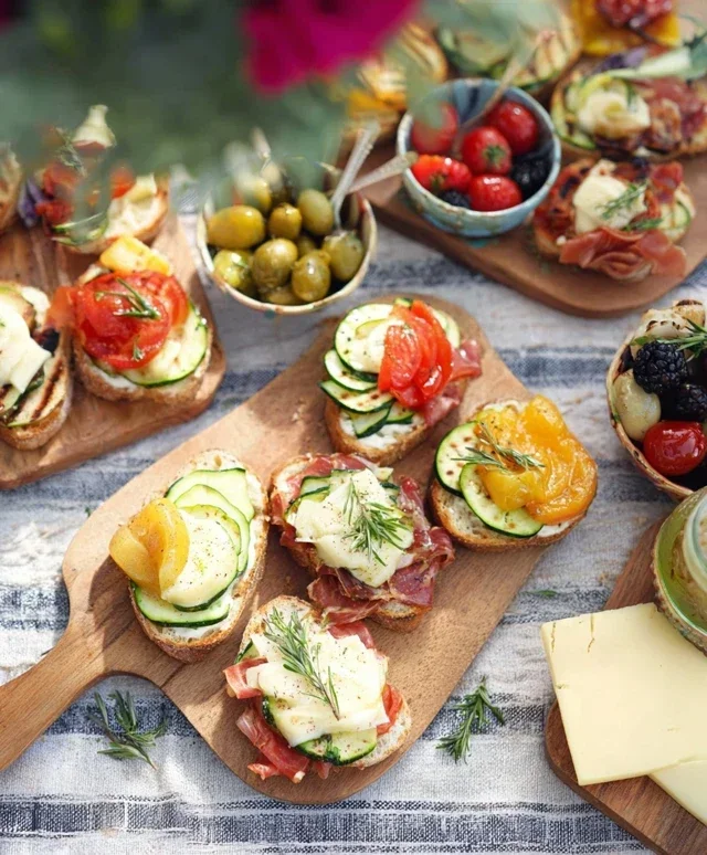 20+ Fabulous DIY Ideas To Host A Summer Garden Party