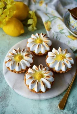 Daisy Lemon Meringue Pies