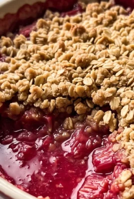 Easy Rhubarb Crisp