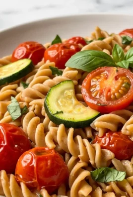 Healthy Tomato Zucchini Pasta